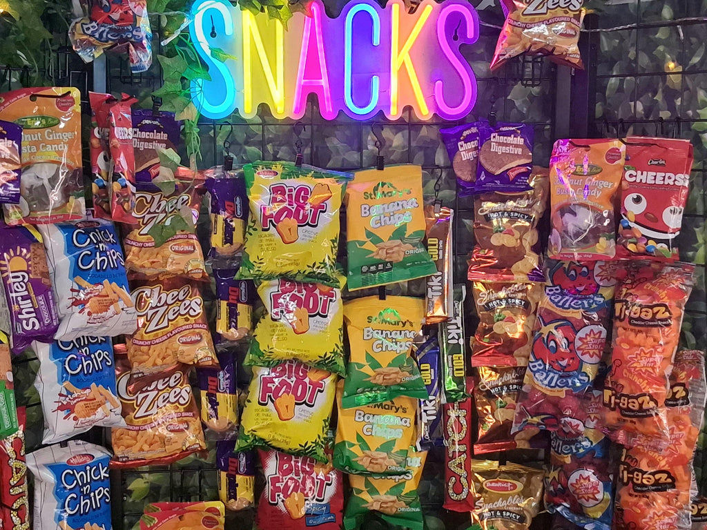 Taste of Yard 28 items Caribbean Snackbox
