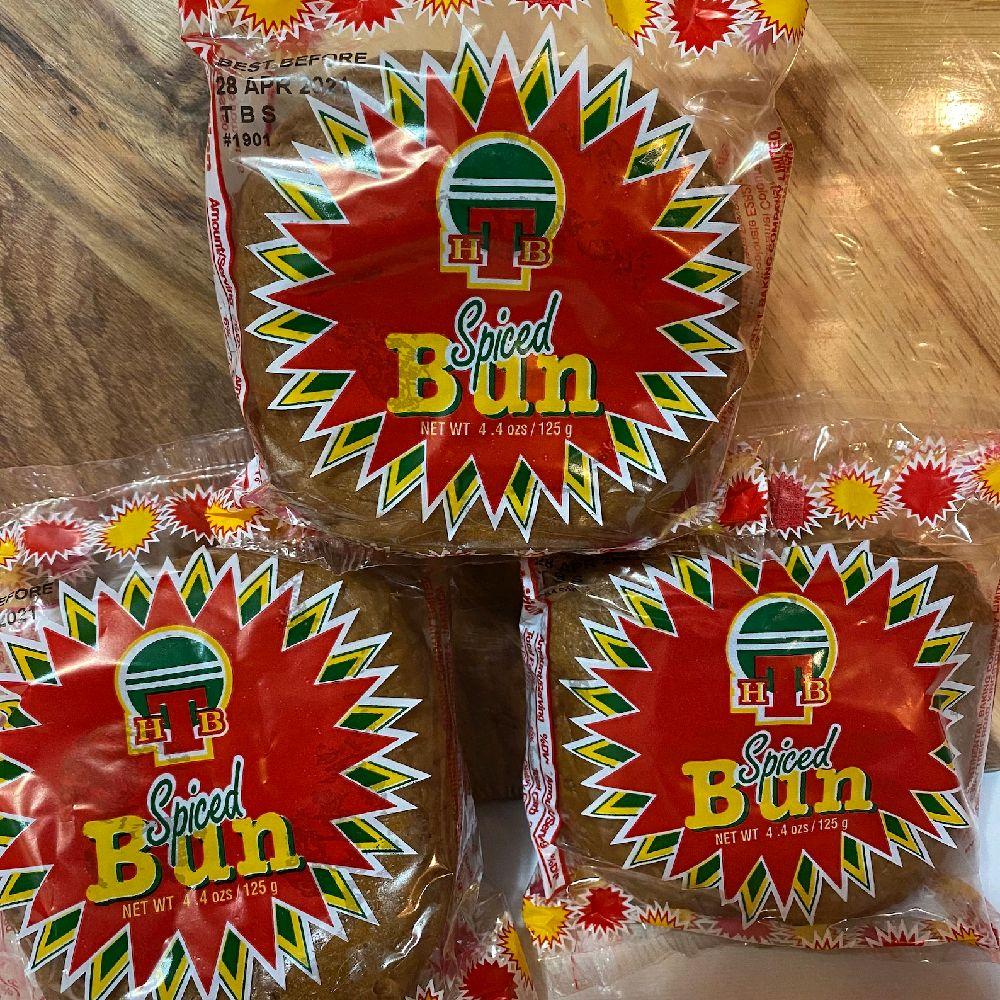 Taste of Yard Yard Value Spice Bun Classic 3-Pack HTB Spiced Buns for Delicious Sandwiches